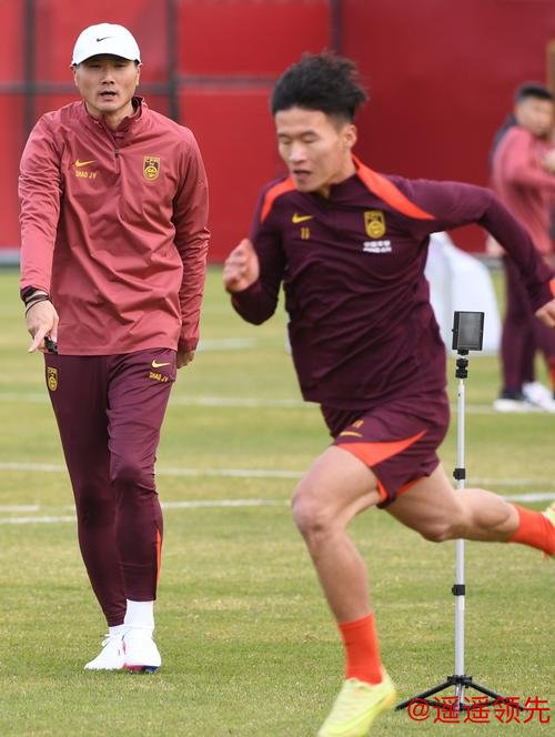 国际足联倒逼没法躲！面对仅15万人口的库拉索队，打烊快一年的国足怎么破