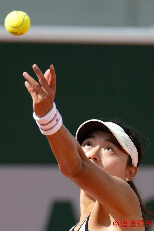 王雅繁夺生涯法网正赛首胜 晋级中国军团开门红 王雅繁夺生涯法网正赛首胜 晋级中国军团开门红